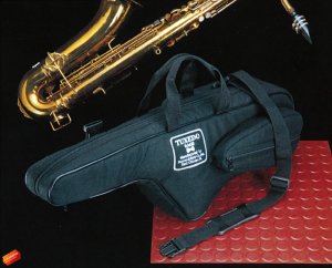 Baritone Saxophone Gig Bag  - Humes and Berg Tuxedo
